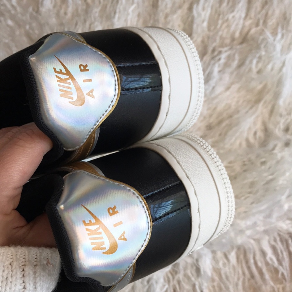 NWT Nike Air Force 1 Metallic - Picture 7 of 8